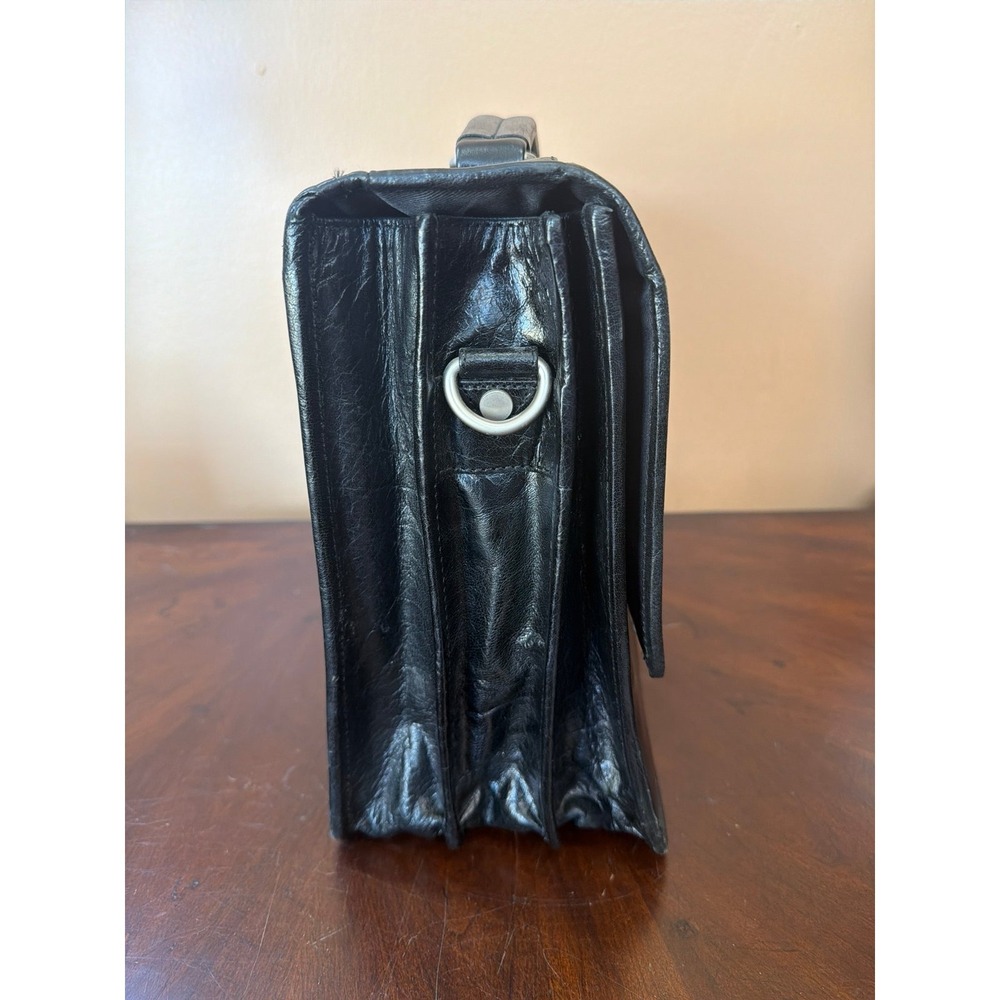 Brief case - Picture 4 of 10